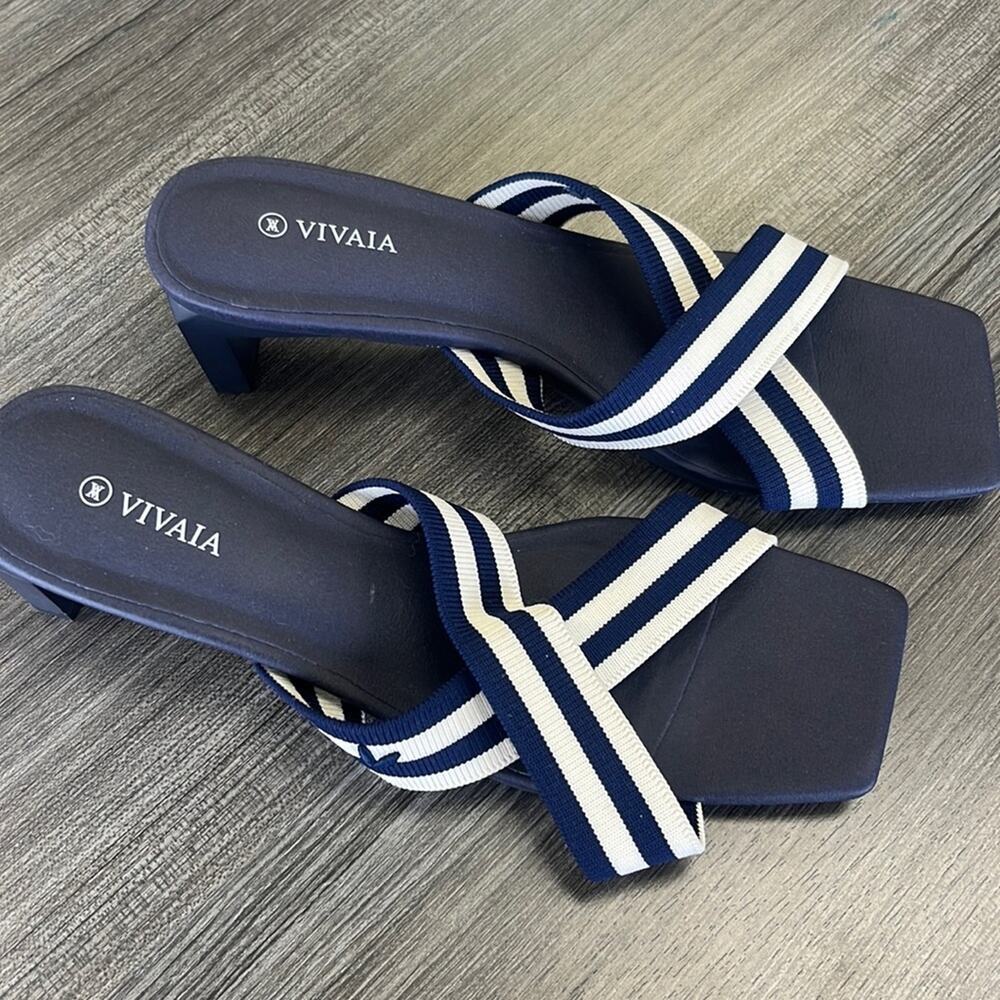 New without tags Vivaia miles.  Size 41/10.5